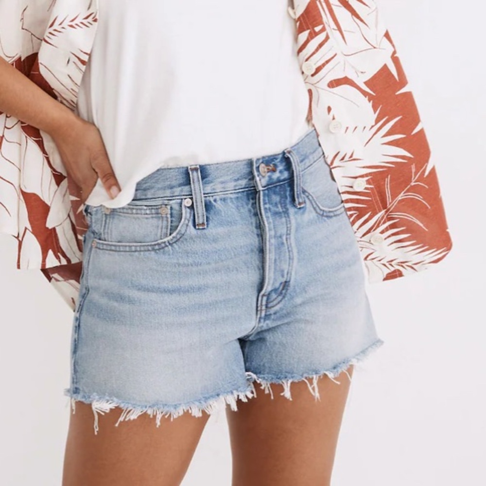Madewell Relaxed Denim Shorts in Rosemount Wash: Destroyed Hem Edition